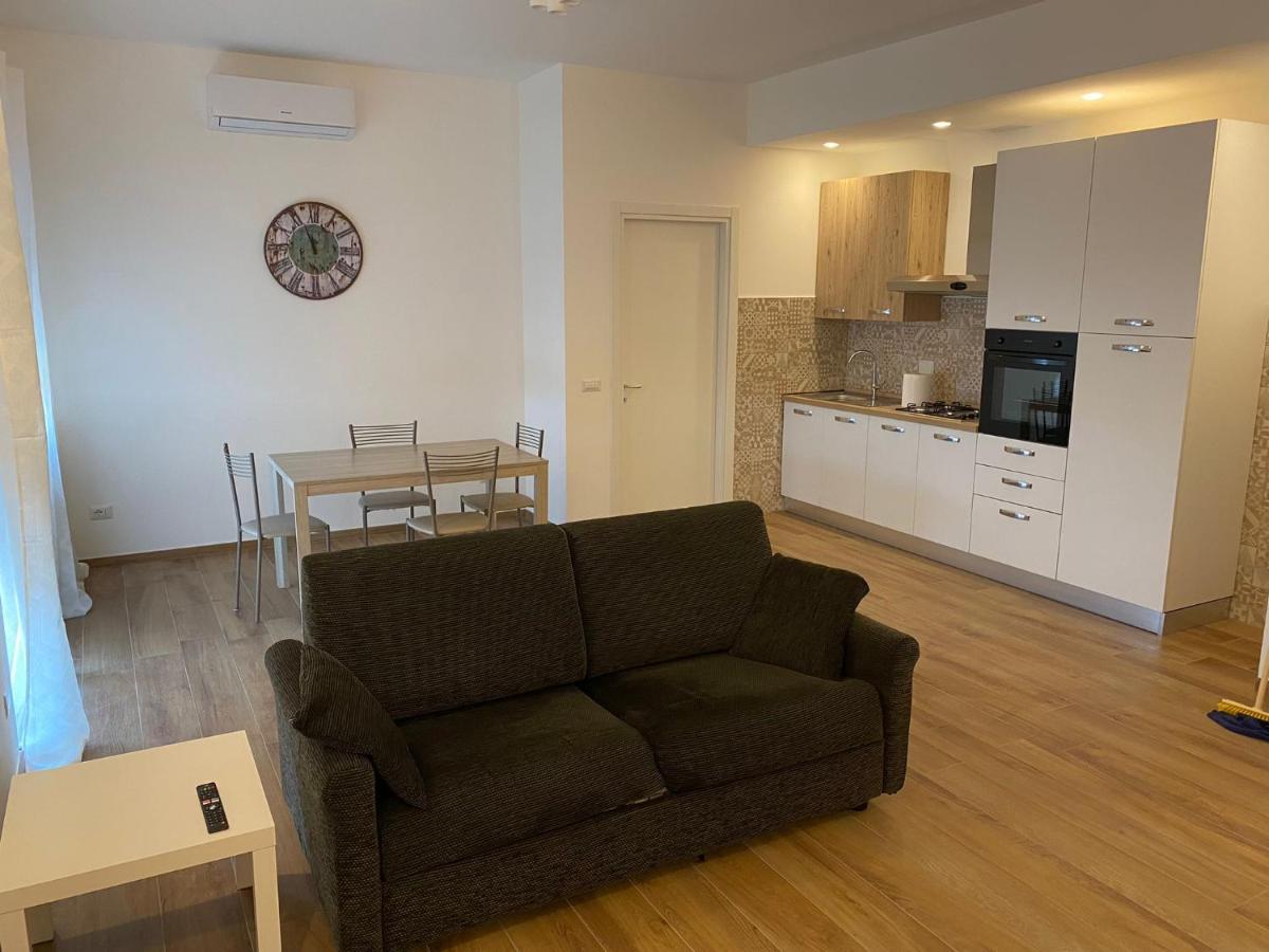 Viriamo House Roma Apartment Acilia Exterior foto